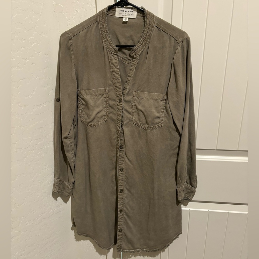 Tunic button down top